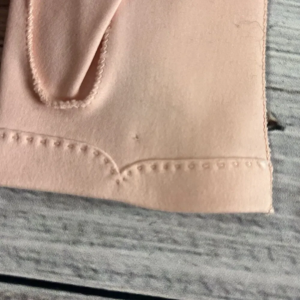 Vintage Crescendoe Pink Fabric Bridgerton Hand Gloves size 7 Stretch Tea Party
